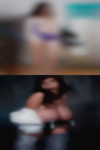 Funny milf looking nude girls.